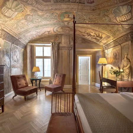 The Mozart Hotel 5*