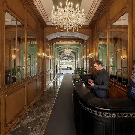 Hotel The Mozart 5*