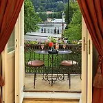 Hotel The Mozart 5*